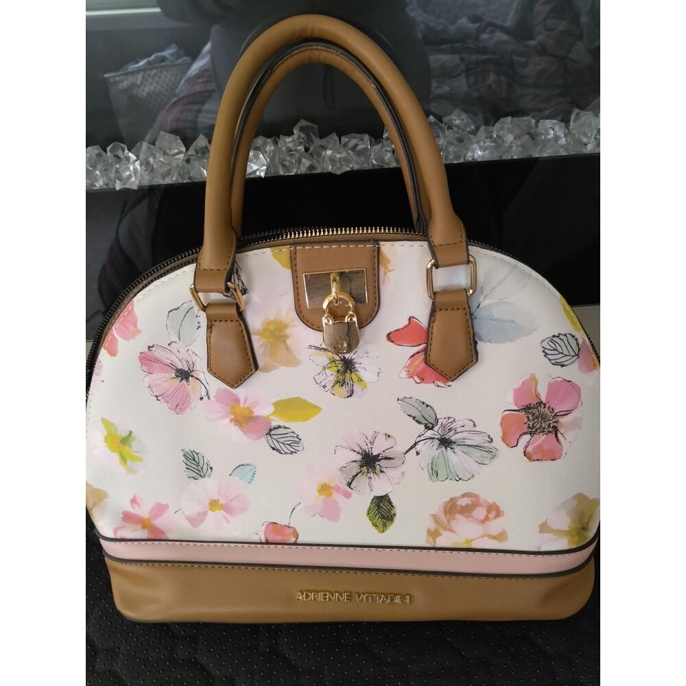 Adreienne Vittadini White Floral Bag
